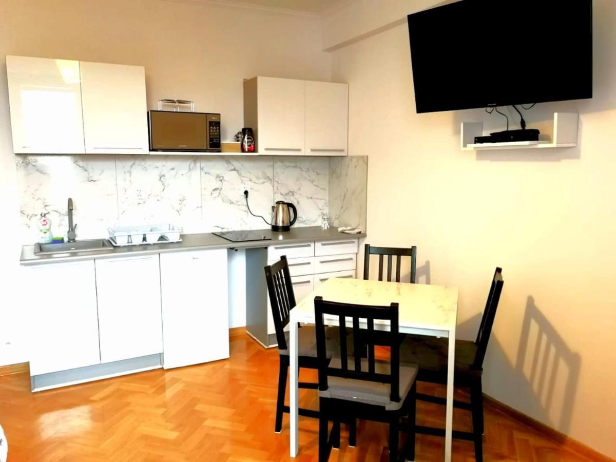 Center Warsaw - Apartmenty Jana Pawla II Exteriér fotografie