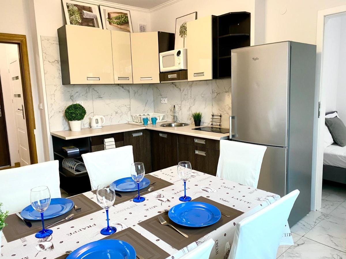 Center Warsaw - Apartmenty Jana Pawla II Exteriér fotografie