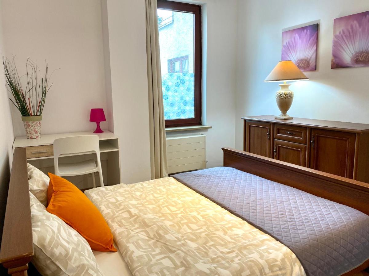 Center Warsaw - Apartmenty Jana Pawla II Exteriér fotografie