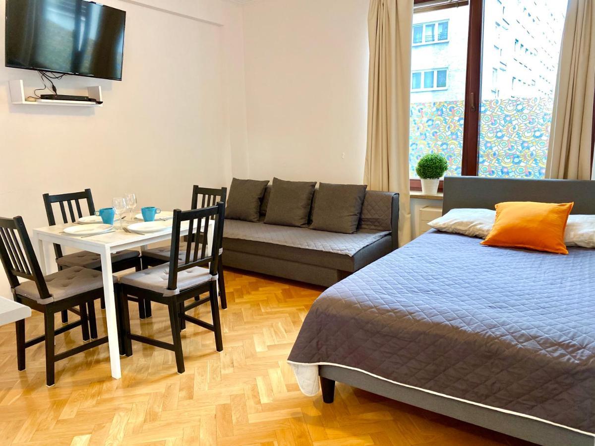 Center Warsaw - Apartmenty Jana Pawla II Exteriér fotografie
