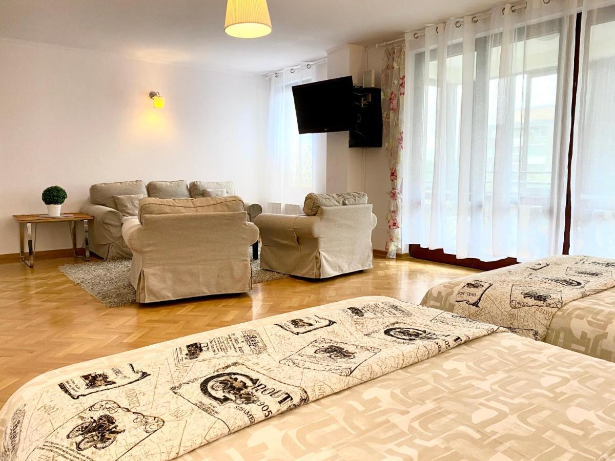 Center Warsaw - Apartmenty Jana Pawla II Exteriér fotografie